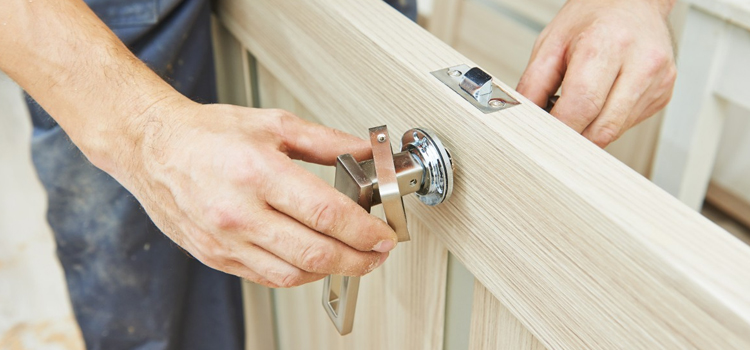 interior door repair Dunedin
